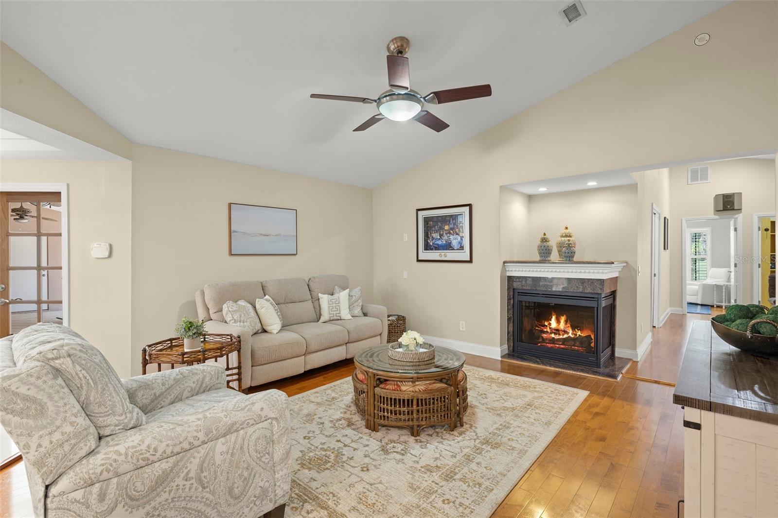Image 8 of 41 For 3922 Cedar Cay Circle