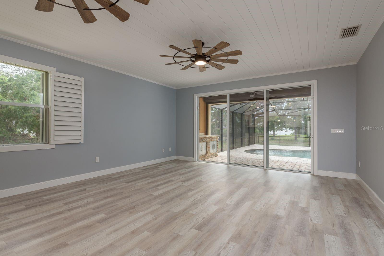 Listing photo id 3 for 632 Florida Avenue