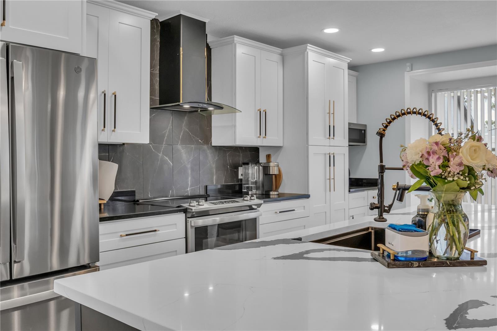 Image 11 of 50 For 332 Wood Dove Avenue