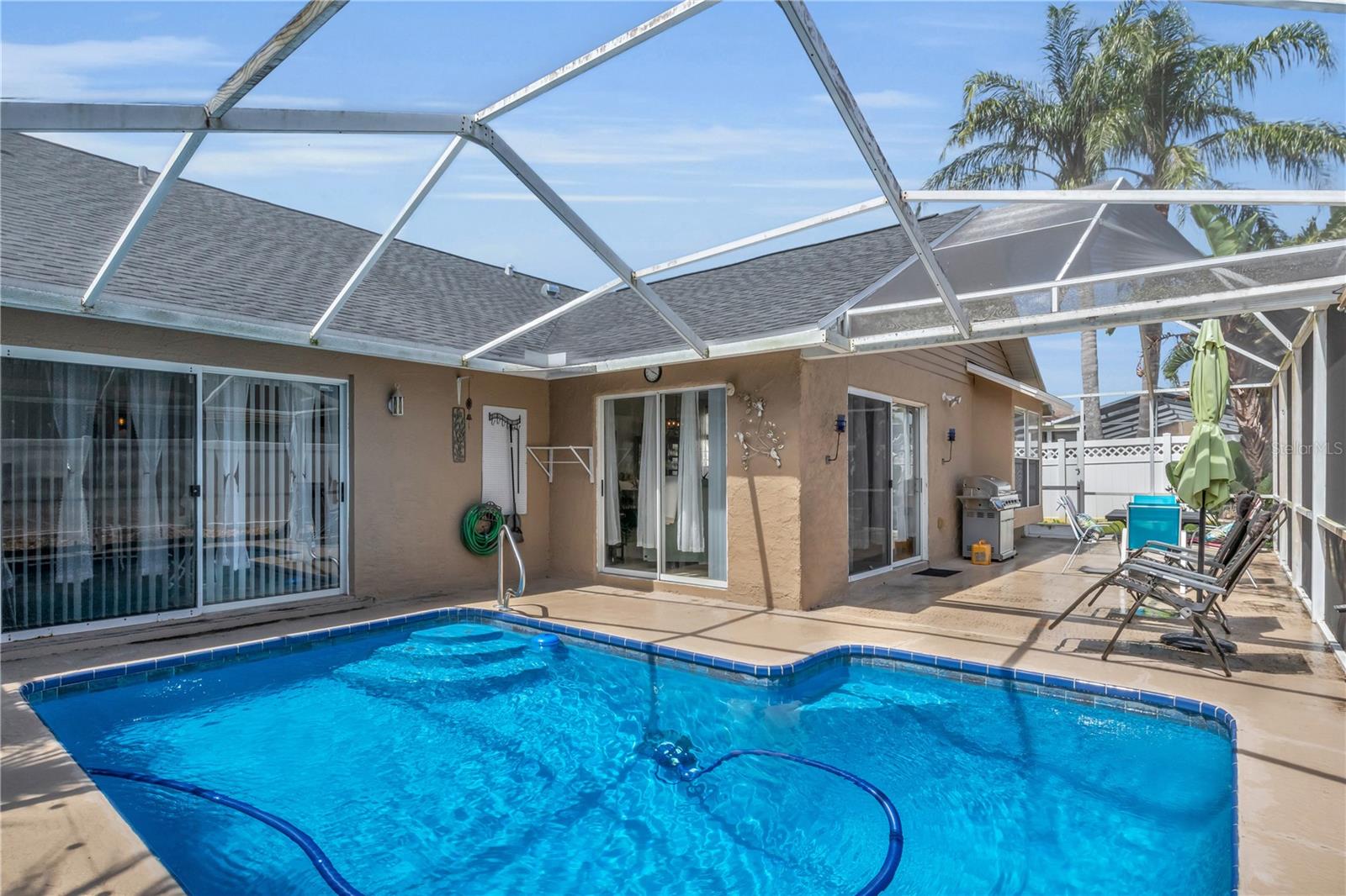 Image 3 of 50 For 332 Wood Dove Avenue