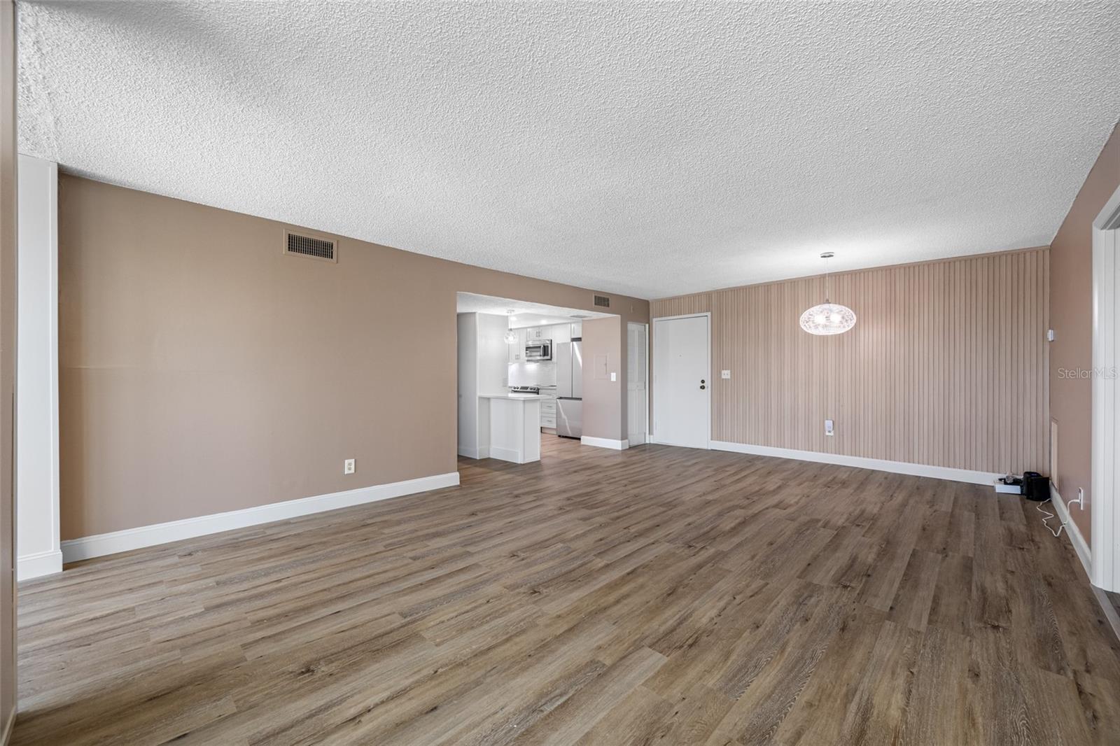 Image 12 of 54 For 10216 Regal Drive 208