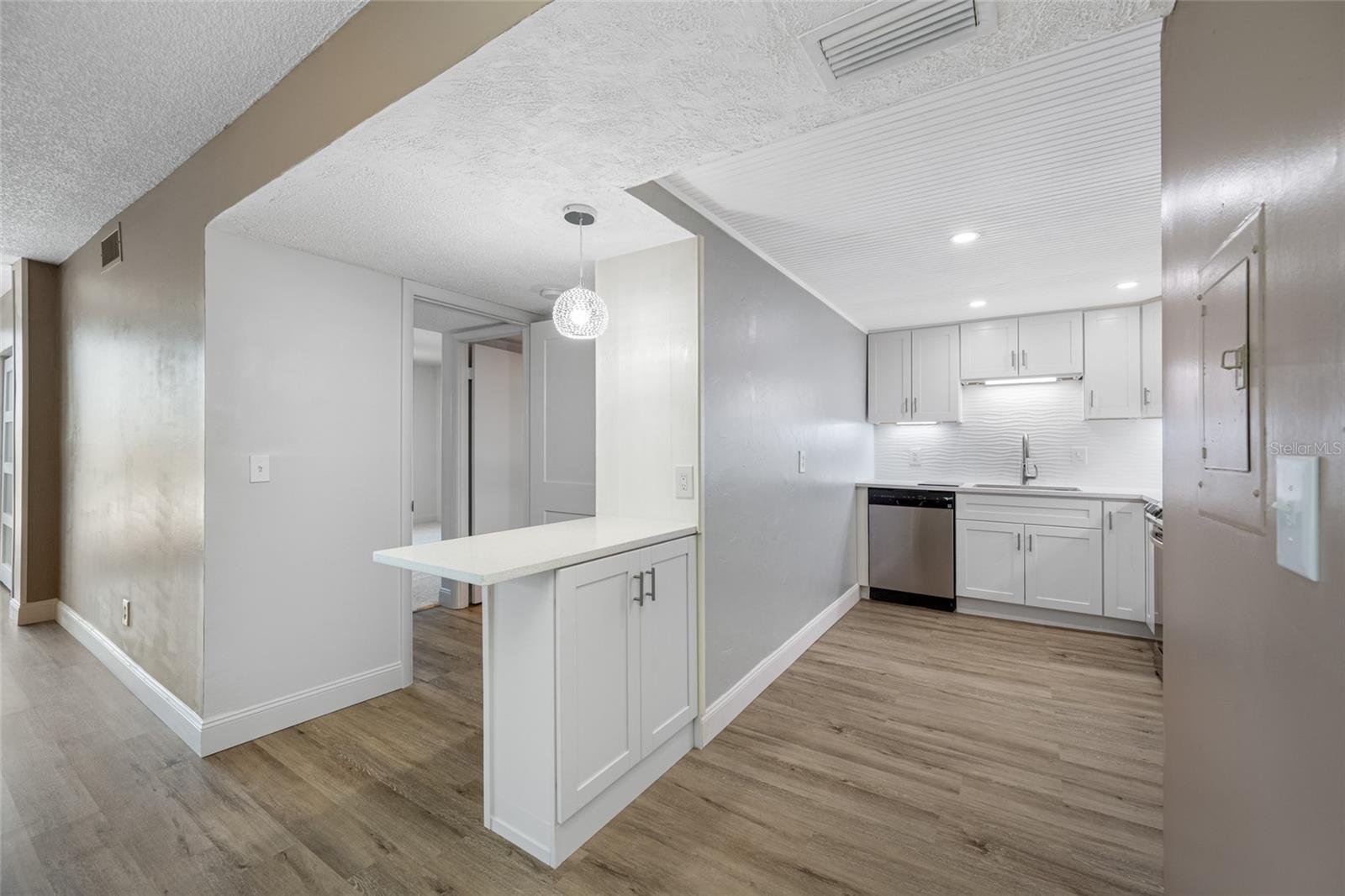 Image 18 of 54 For 10216 Regal Drive 208