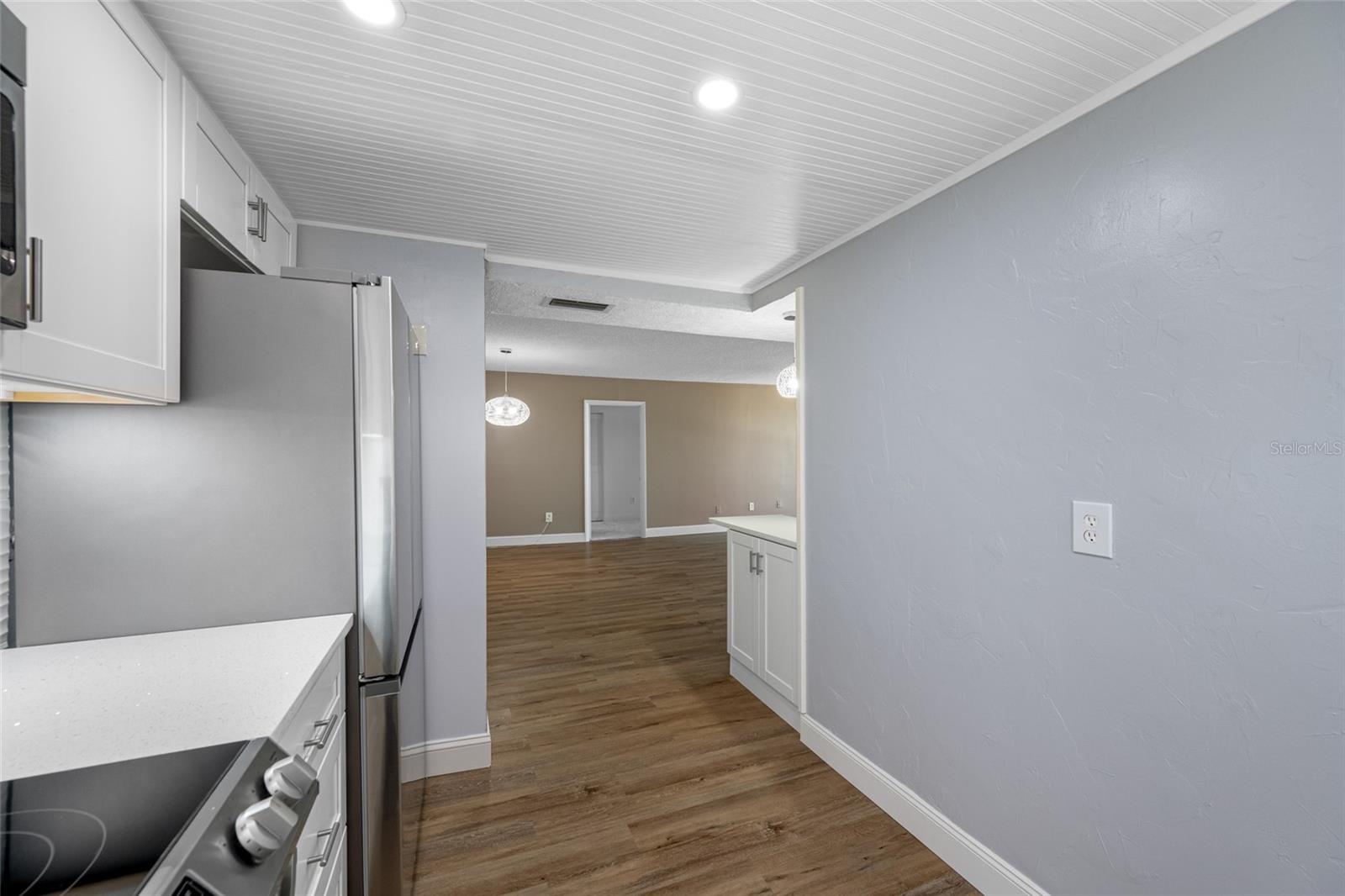 Image 23 of 54 For 10216 Regal Drive 208