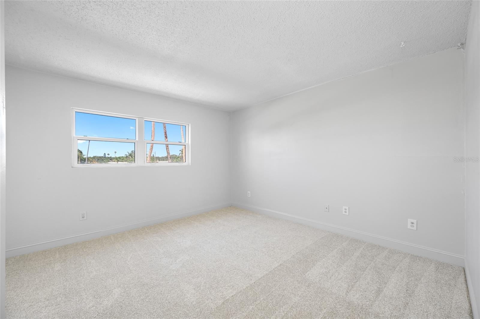 Image 28 of 54 For 10216 Regal Drive 208