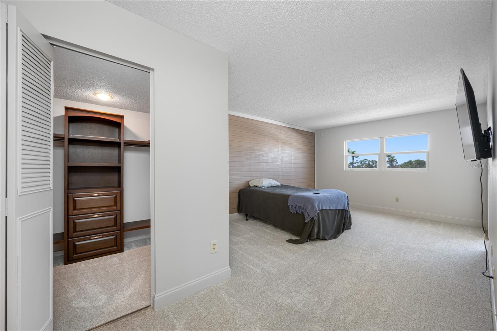 Image 32 of 54 For 10216 Regal Drive 208