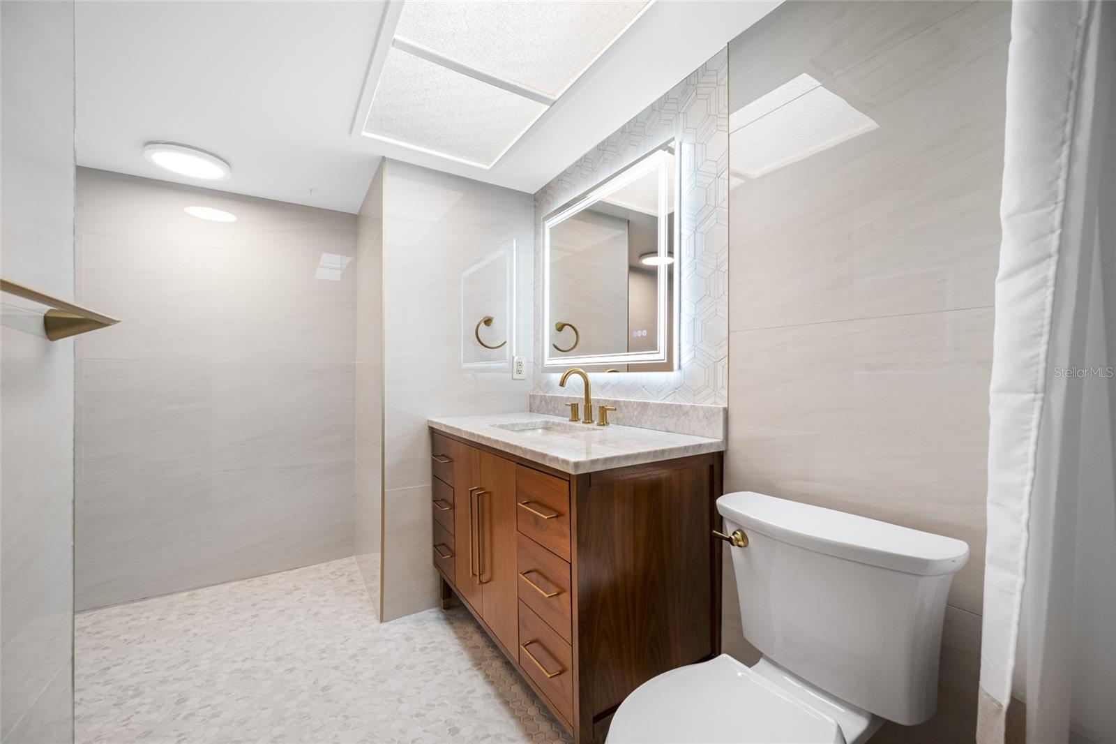 Image 40 of 54 For 10216 Regal Drive 208