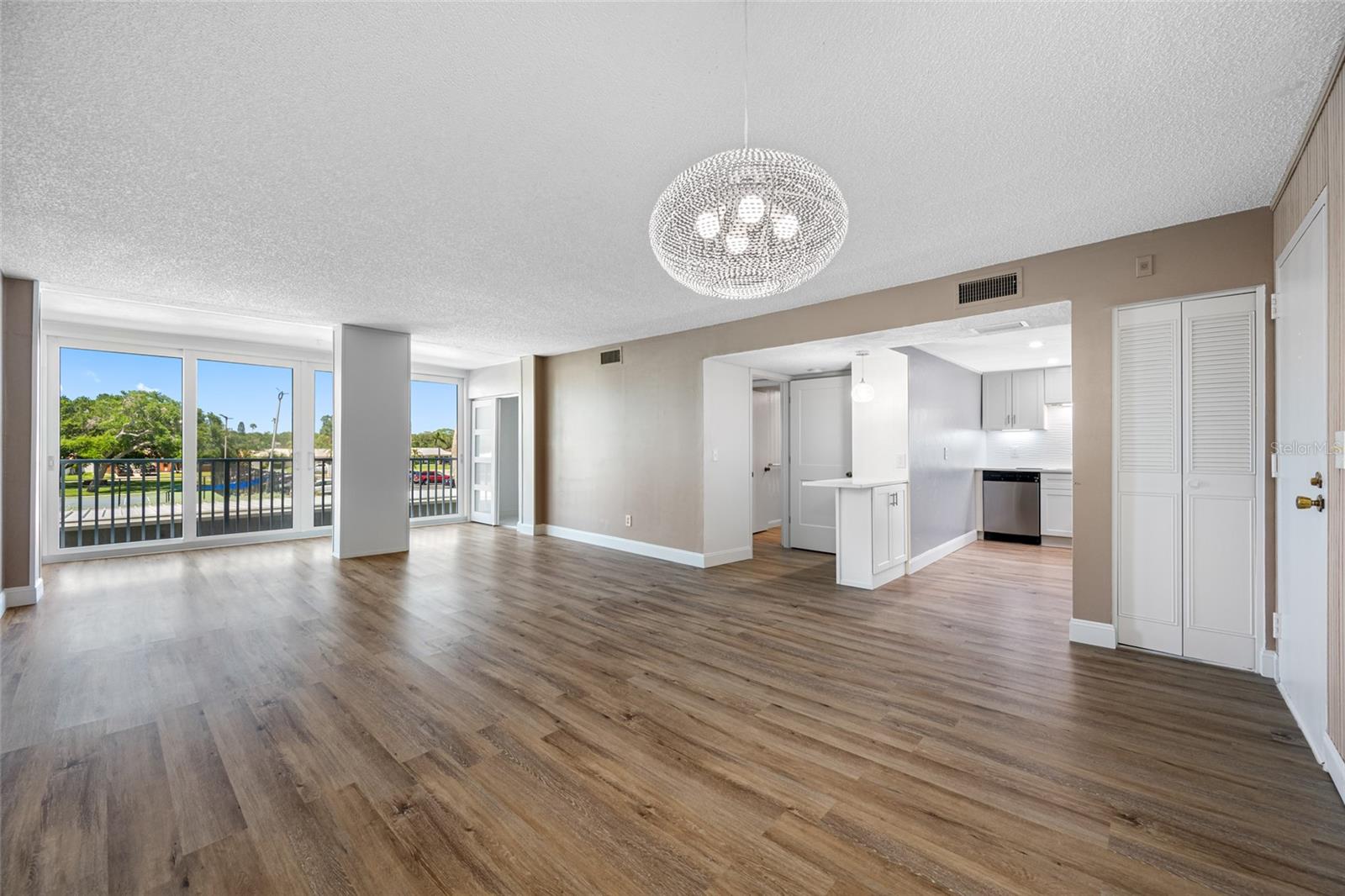 Image 8 of 54 For 10216 Regal Drive 208