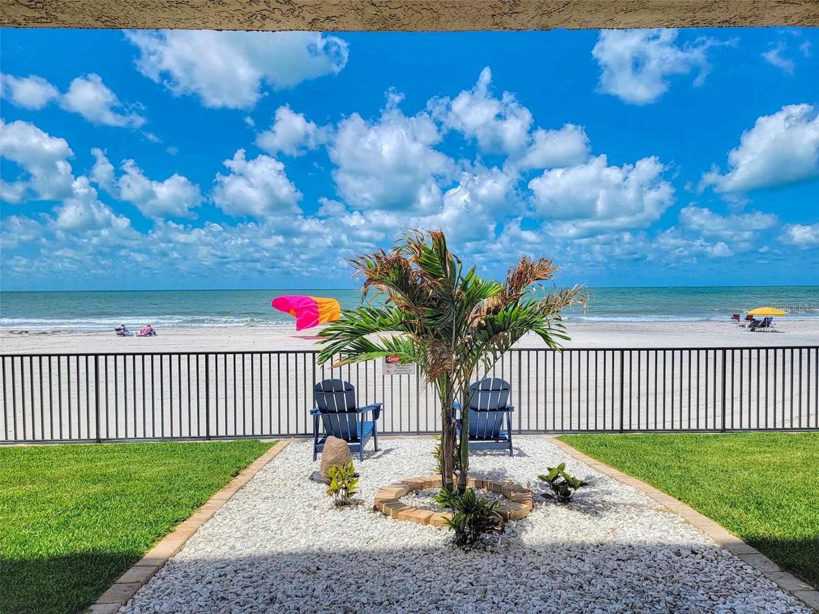 Image 38 of 45 For 14146 Gulf Boulevard 4b