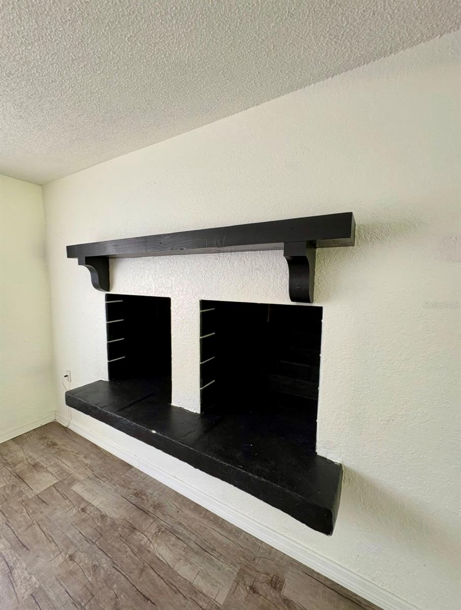 Image 4 of 11 For 3319 Clydesdale Drive