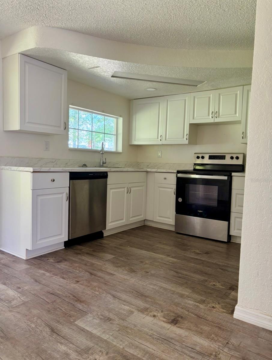 Image 7 of 11 For 3319 Clydesdale Drive