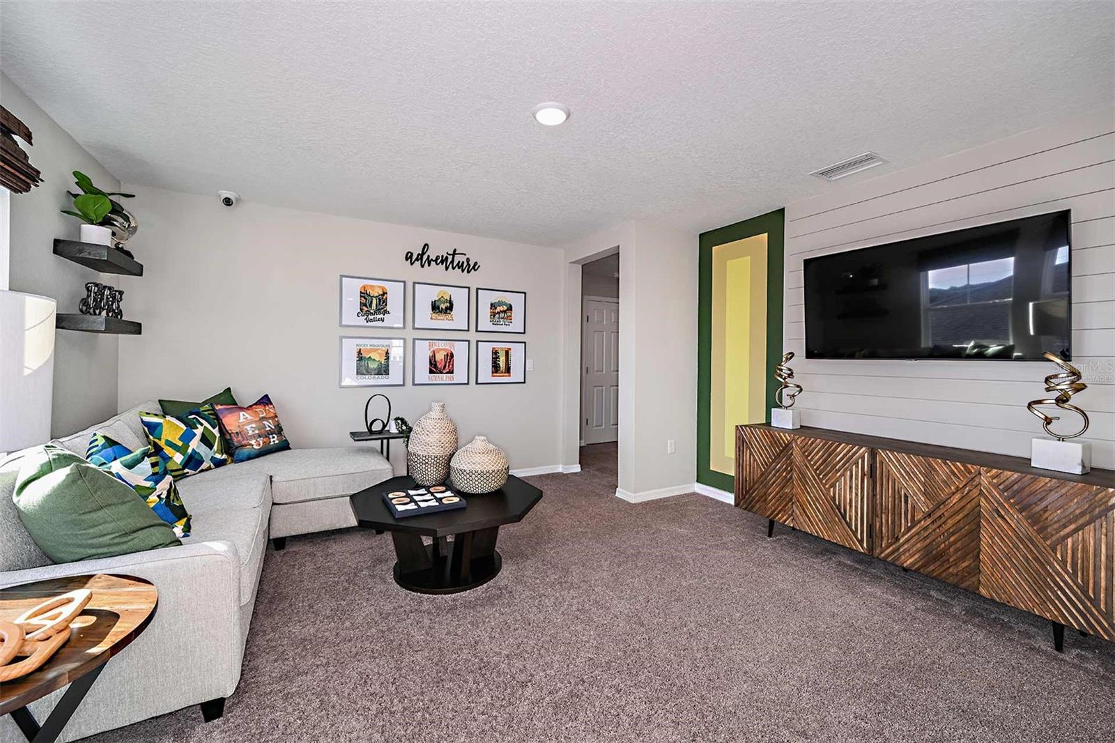 Image 12 of 29 For 4039 Gardenia Avenue