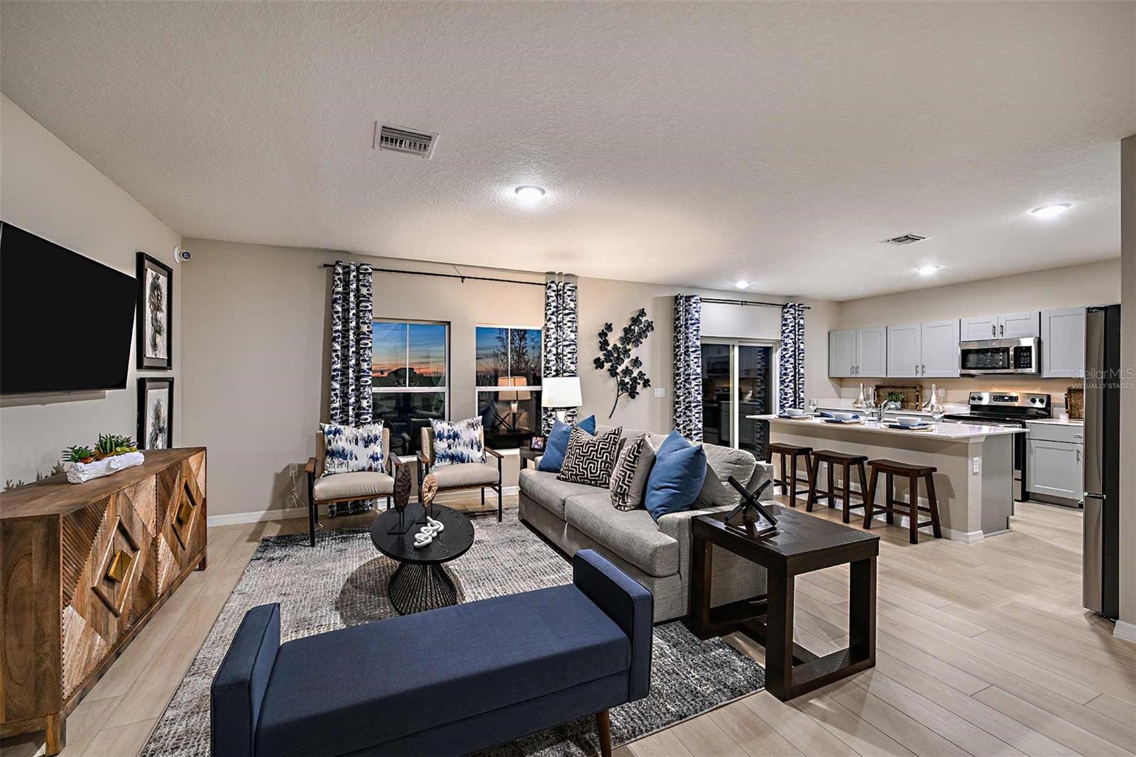 Image 22 of 29 For 4039 Gardenia Avenue