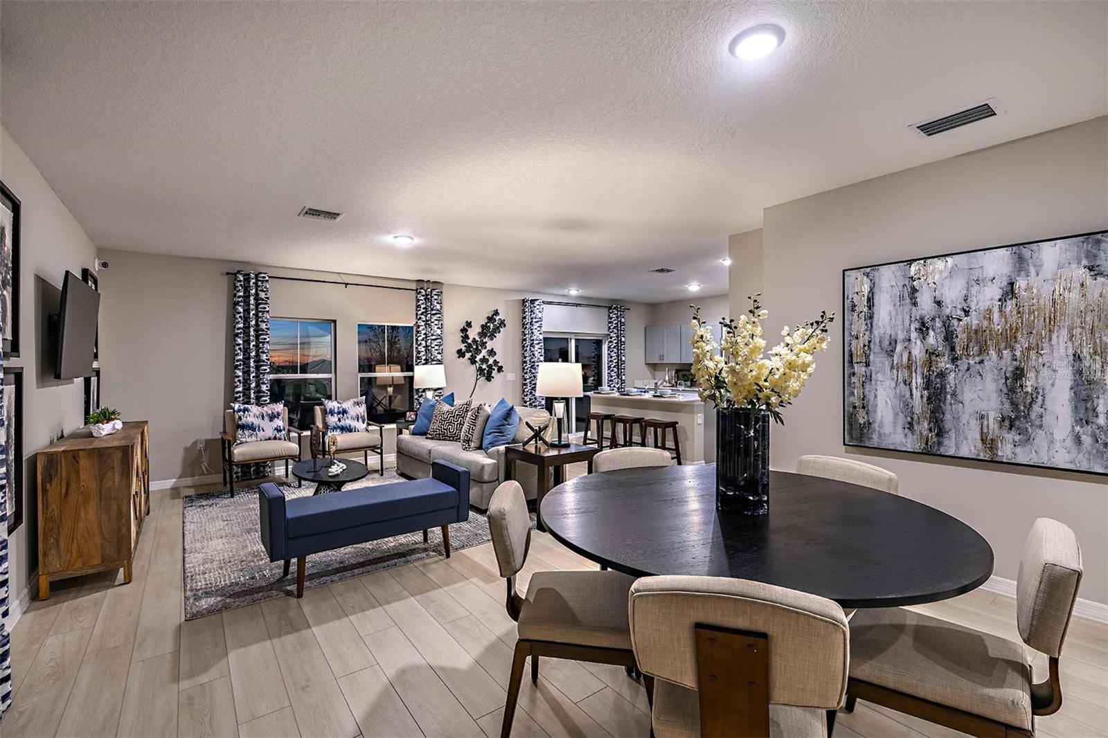 Image 7 of 29 For 4039 Gardenia Avenue