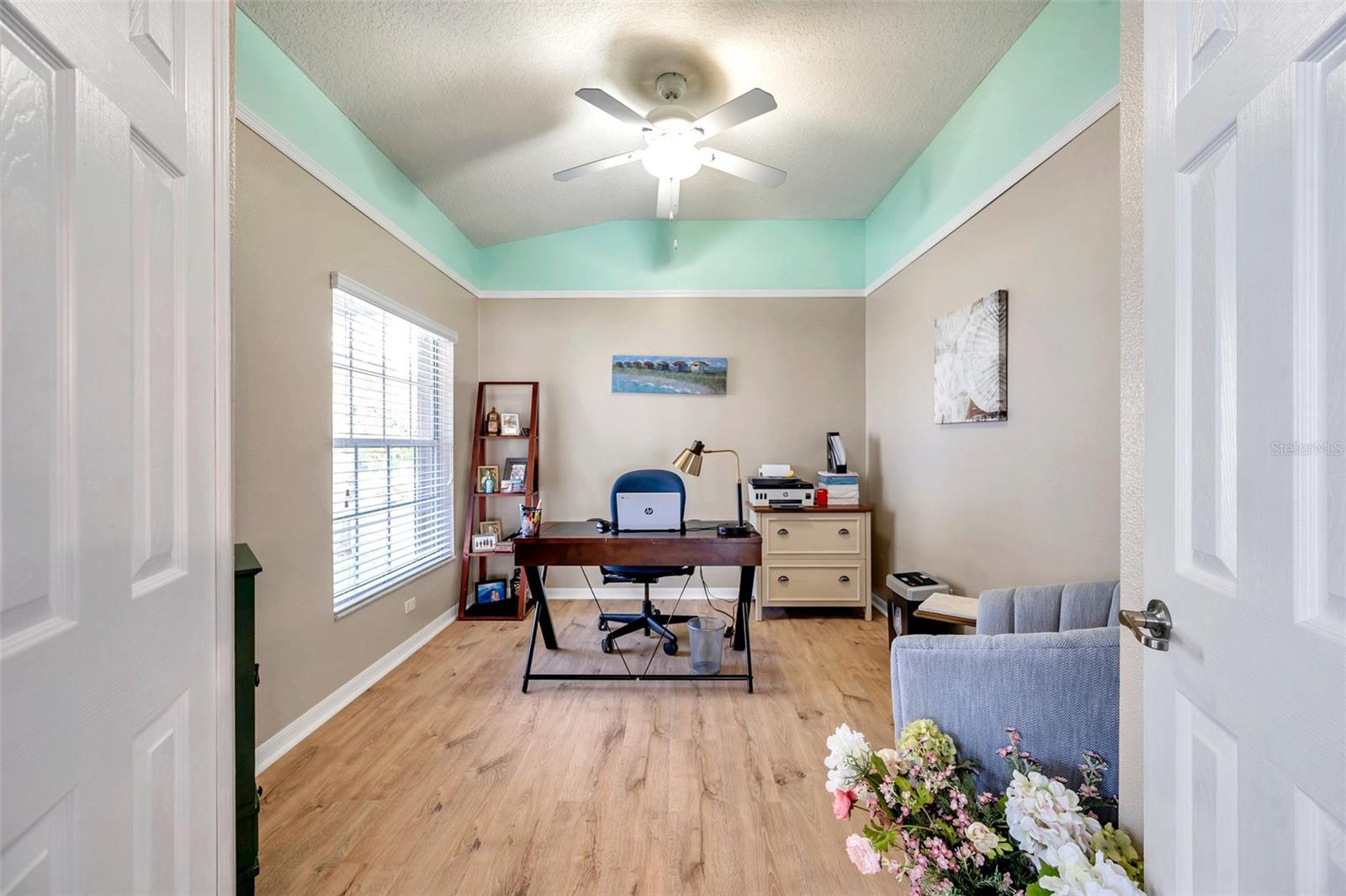 Listing photo id 12 for 8504 Tidal Bay Lane
