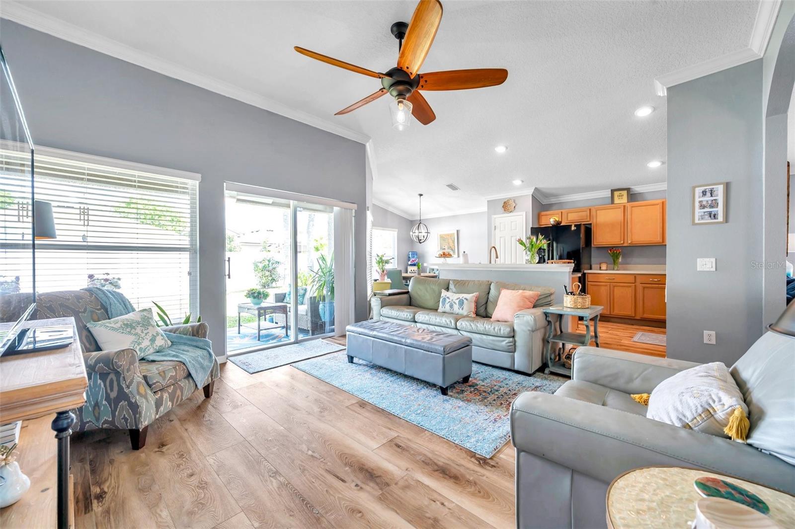 Listing photo id 19 for 8504 Tidal Bay Lane