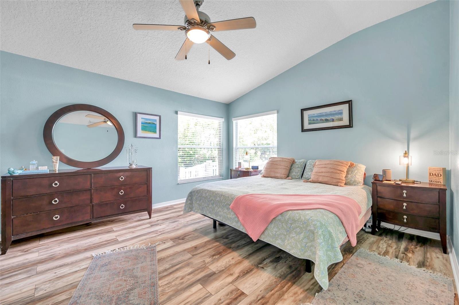 Listing photo id 29 for 8504 Tidal Bay Lane