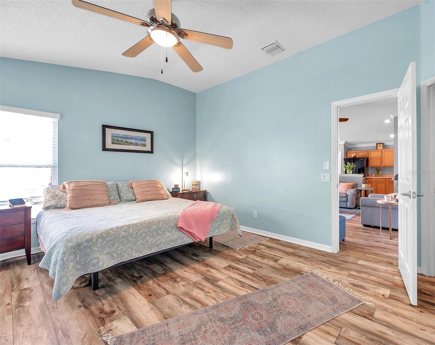 Listing photo id 31 for 8504 Tidal Bay Lane