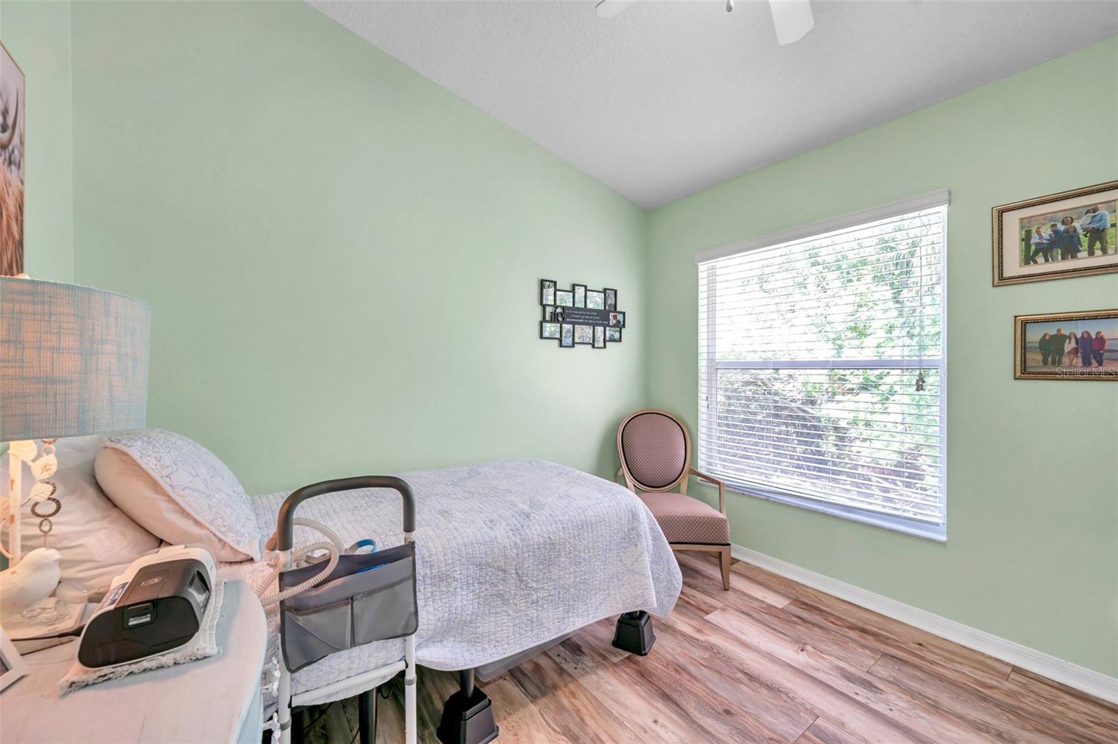 Listing photo id 37 for 8504 Tidal Bay Lane
