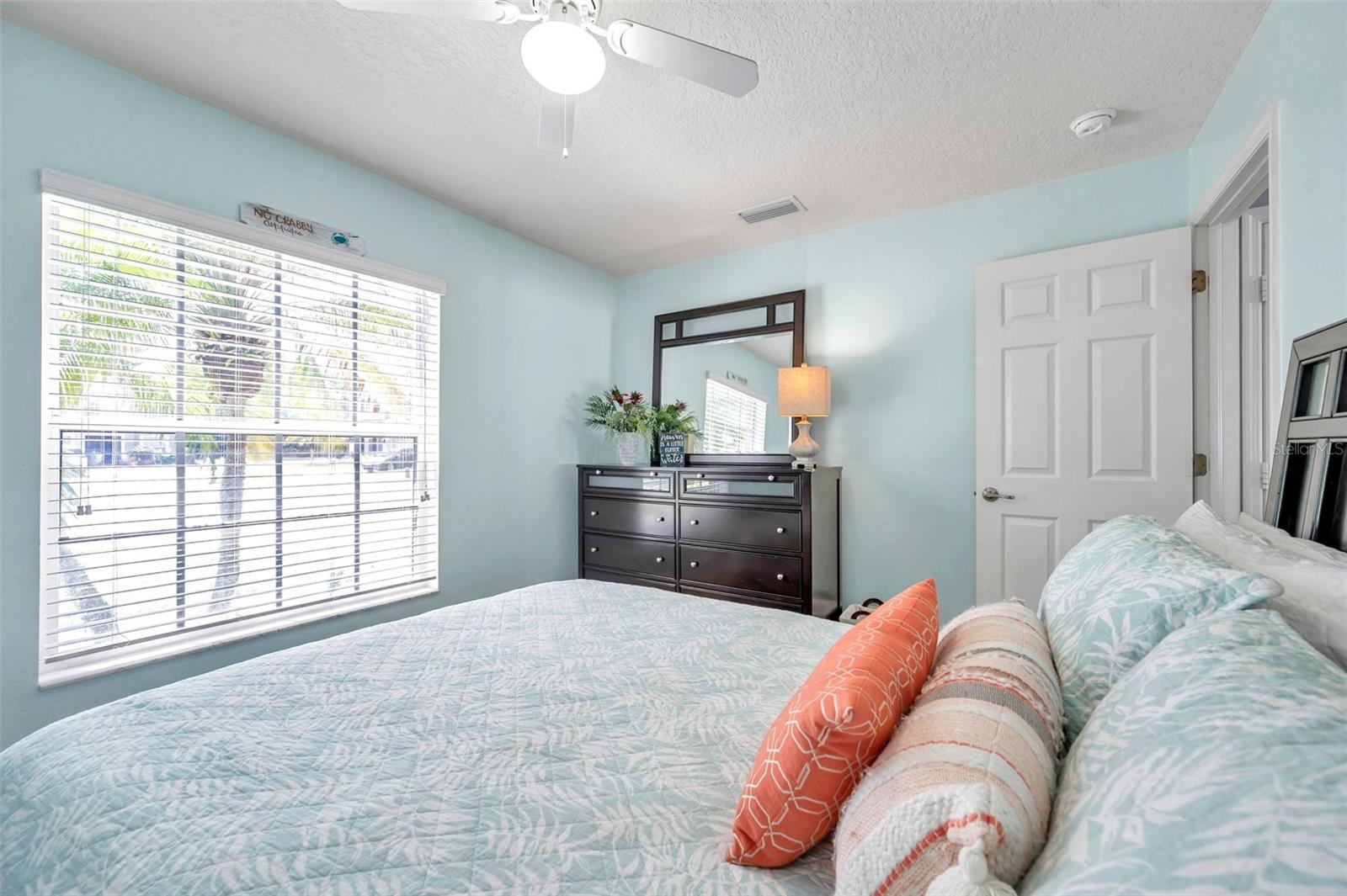 Listing photo id 43 for 8504 Tidal Bay Lane