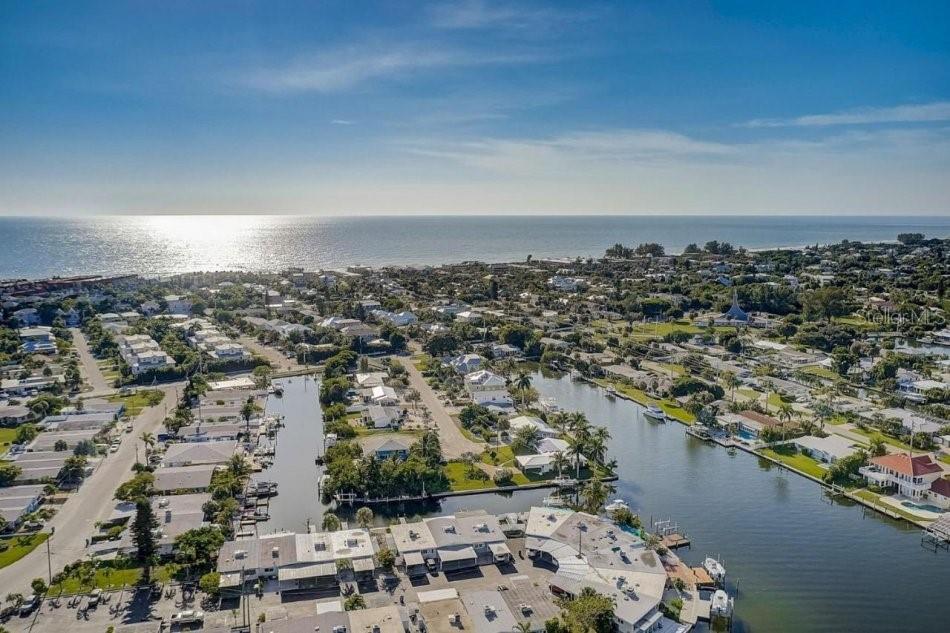 Details for 28 Seaside Court, HOLMES BEACH, FL 34217
