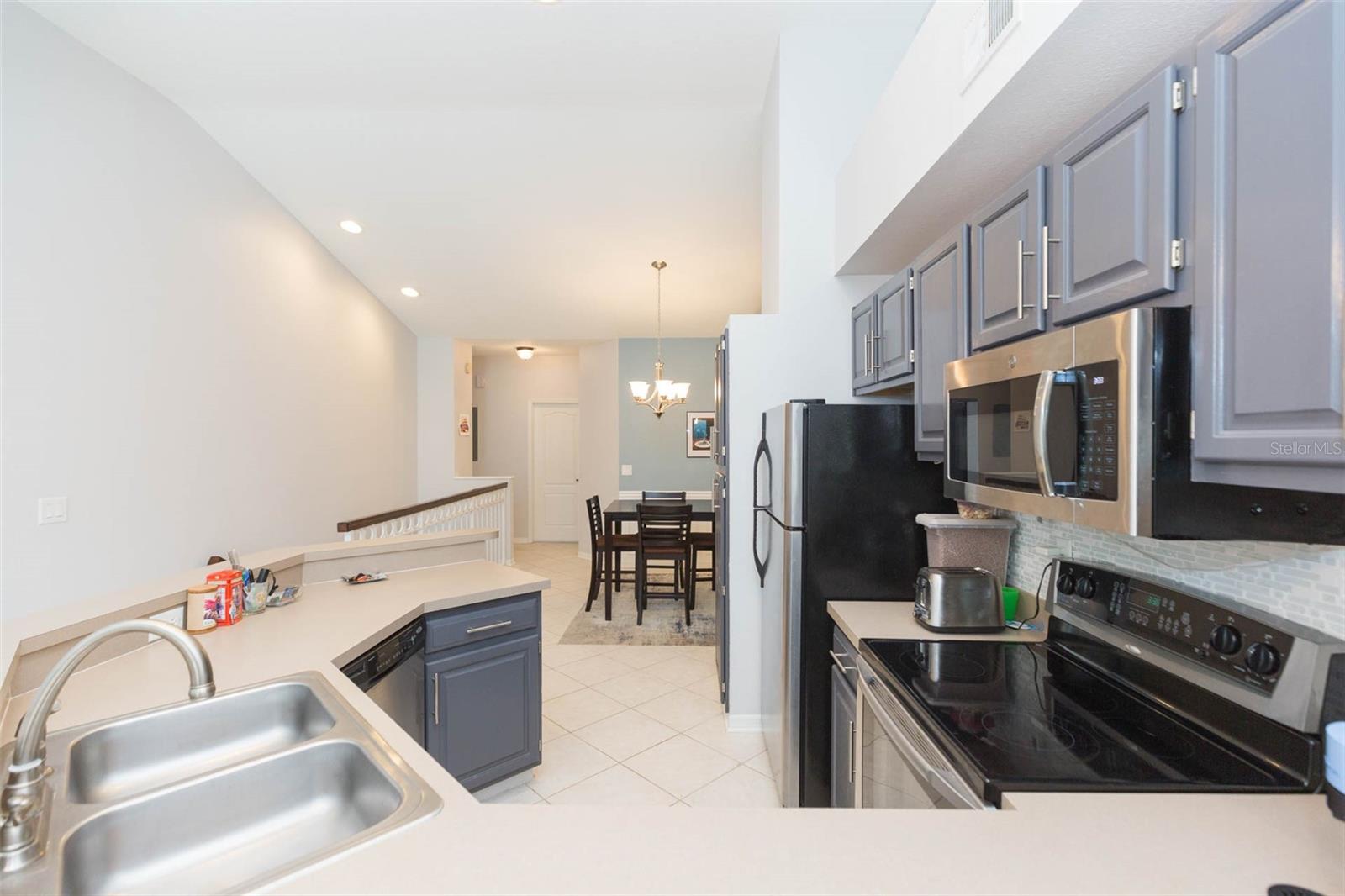 Image 11 of 40 For 821 Normandy Trace Road 821