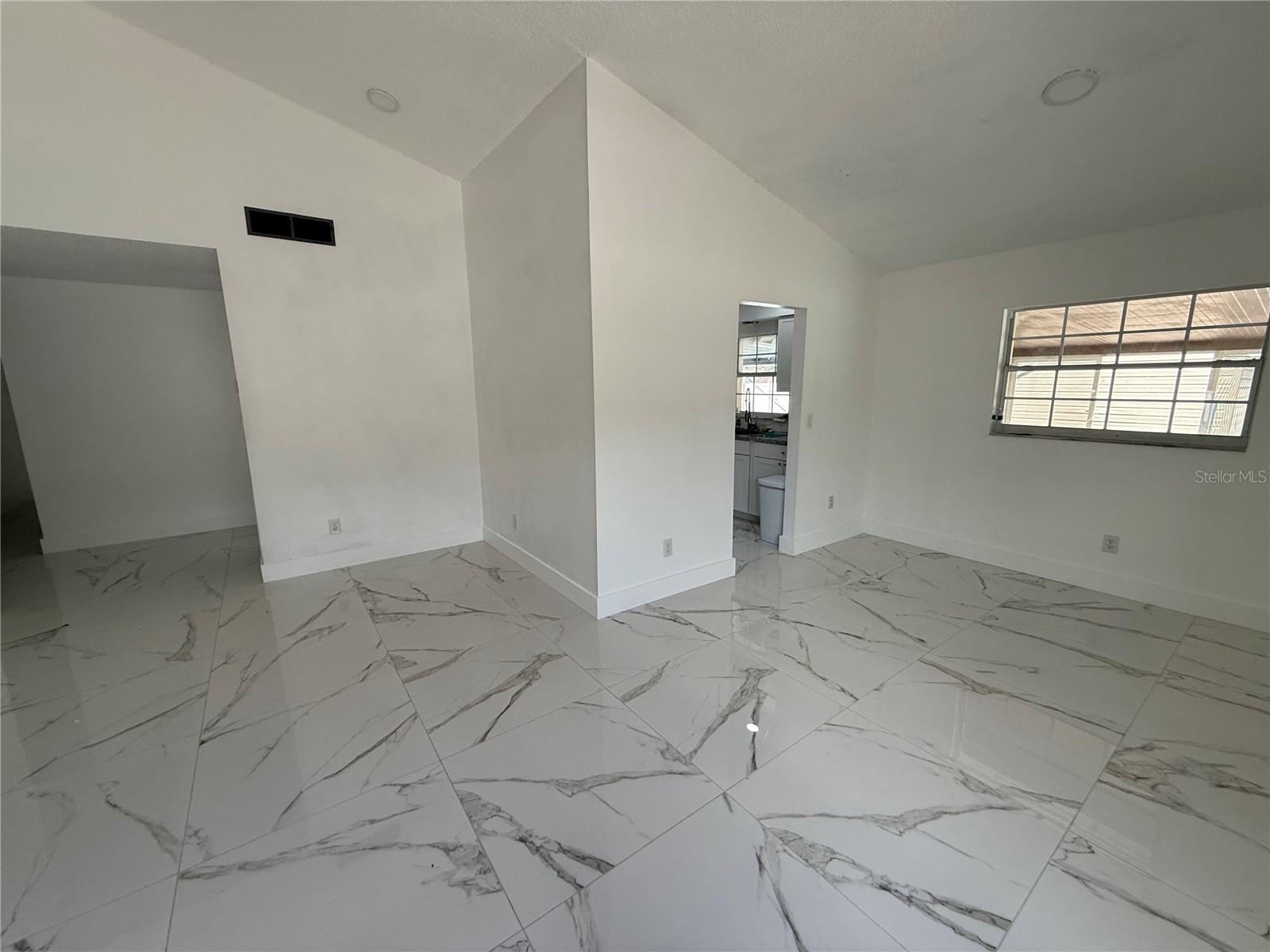 Image 12 of 45 For 3104 Apricot Street