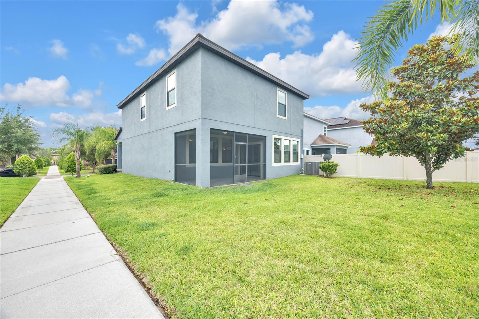 Image 44 of 60 For 1028 Oliveto Verdi Court