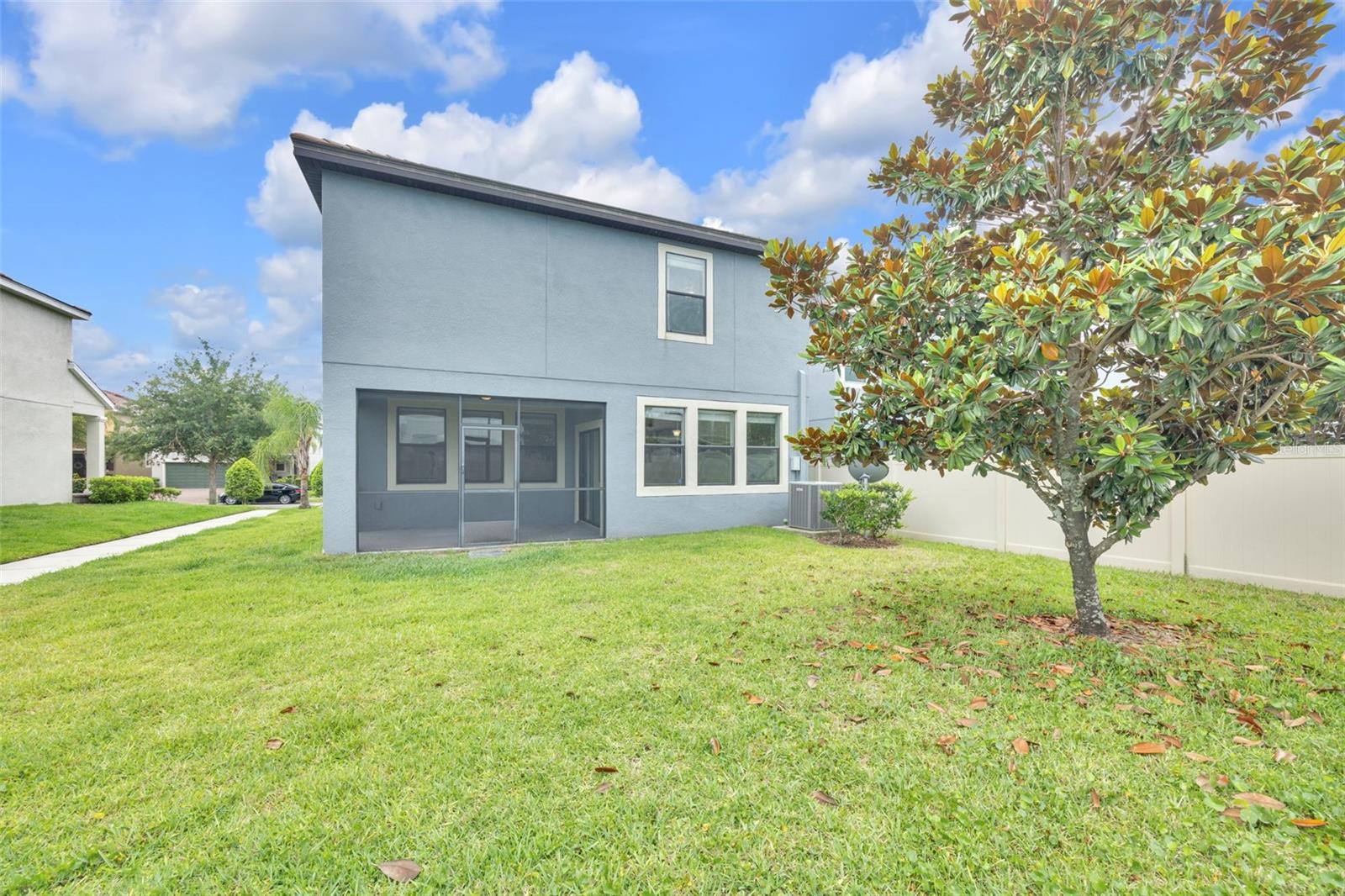 Image 45 of 60 For 1028 Oliveto Verdi Court