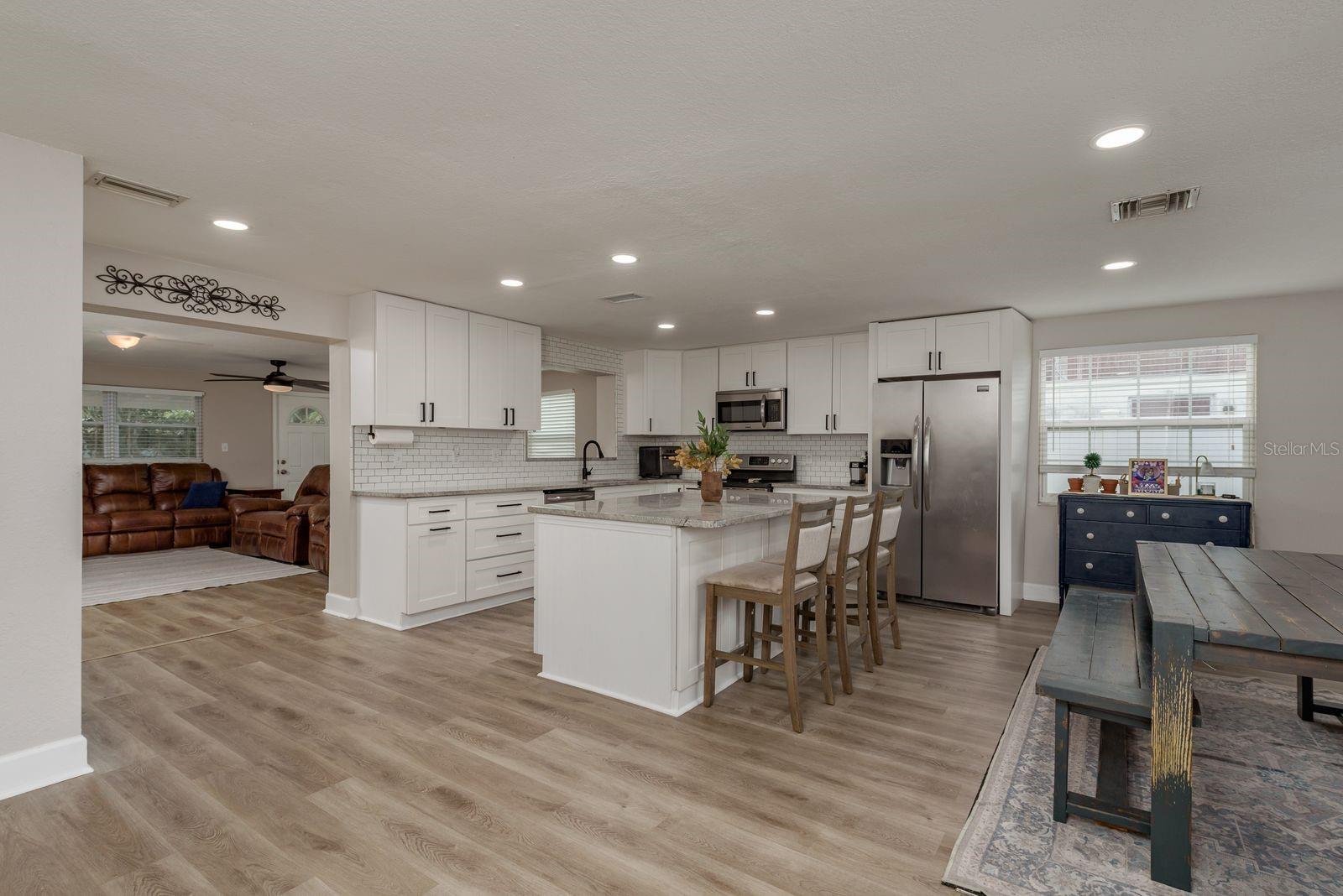Image 16 of 38 For 11991 104th Avenue