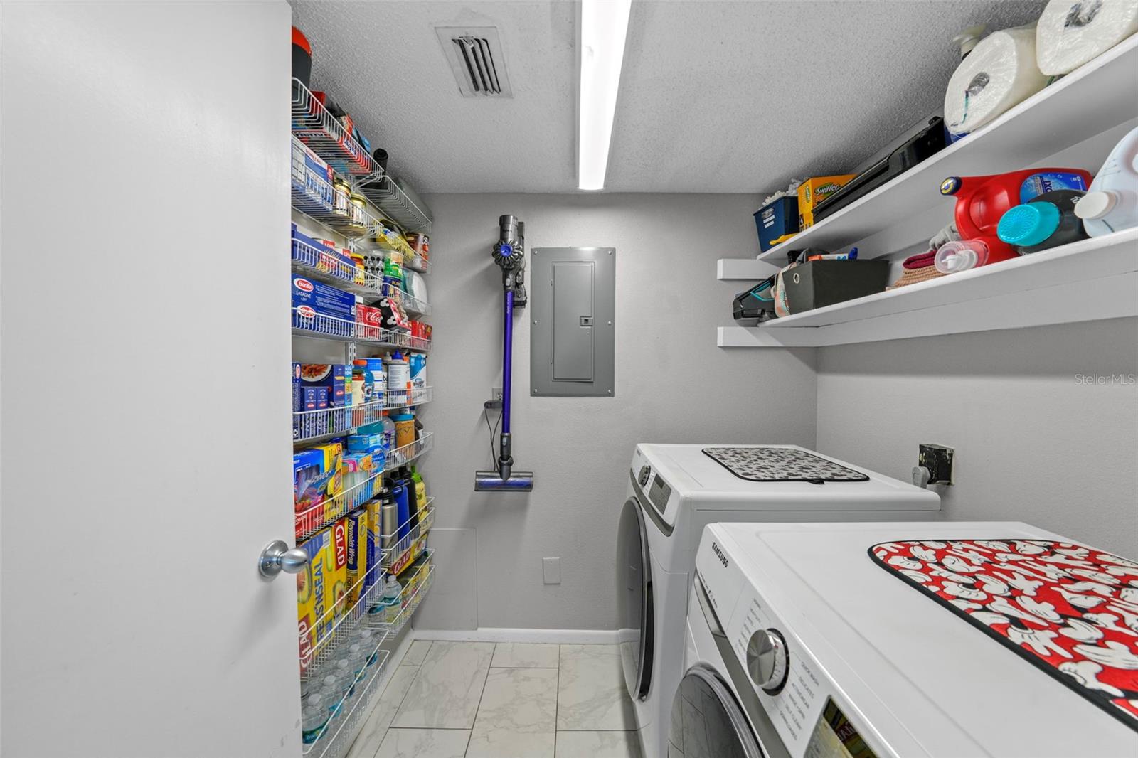 Image 16 of 96 For 9209 Seminole Boulevard 156
