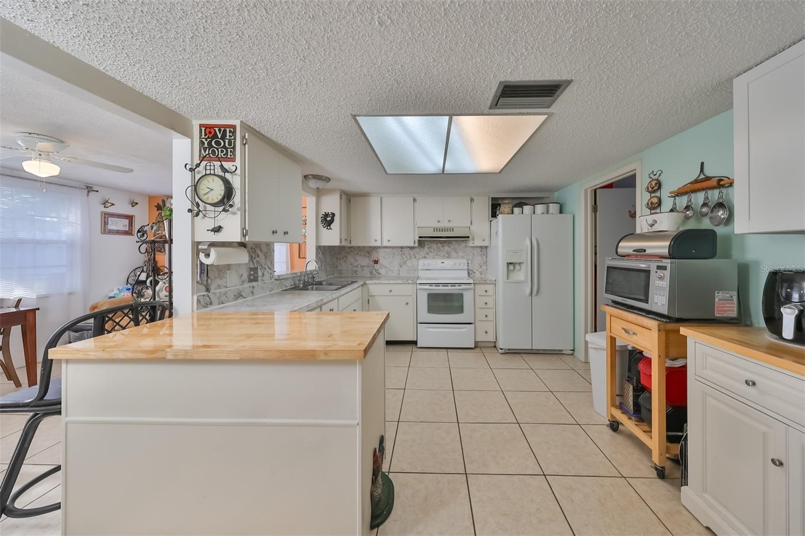 Image 12 of 40 For 8702 Congress Street