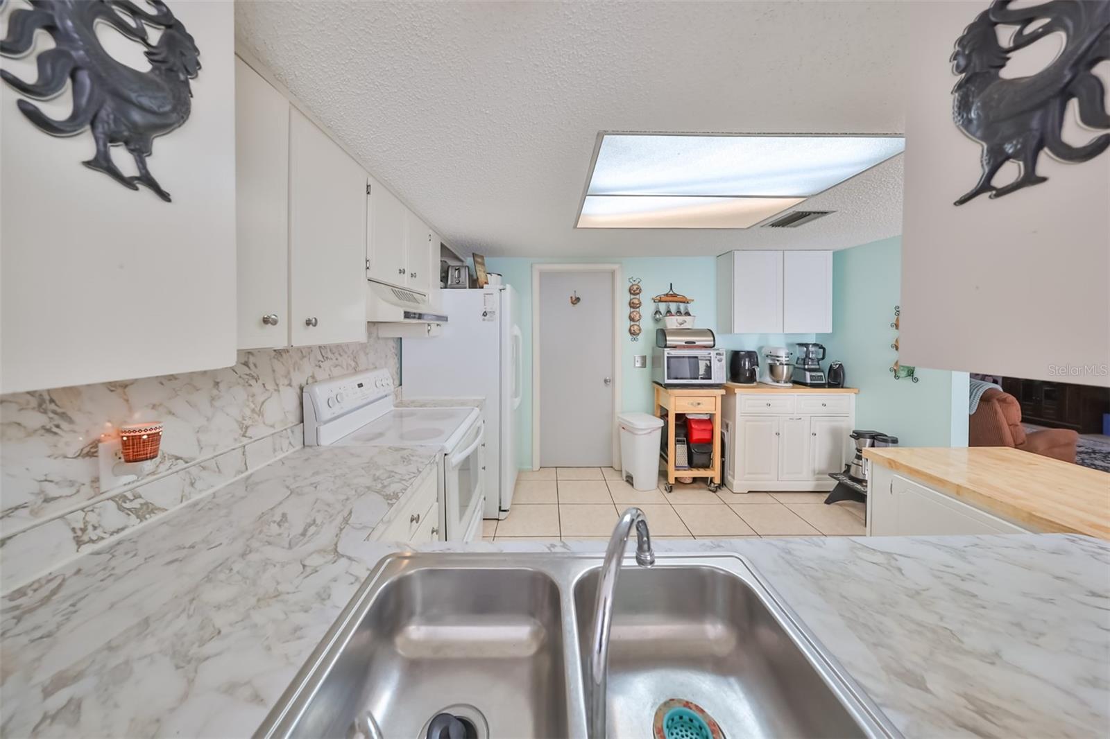 Image 14 of 40 For 8702 Congress Street