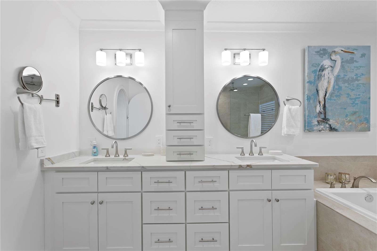Image 19 of 52 For 7060 Shore Drive S