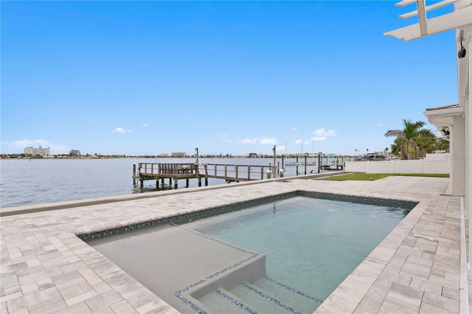Image 2 of 52 For 7060 Shore Drive S