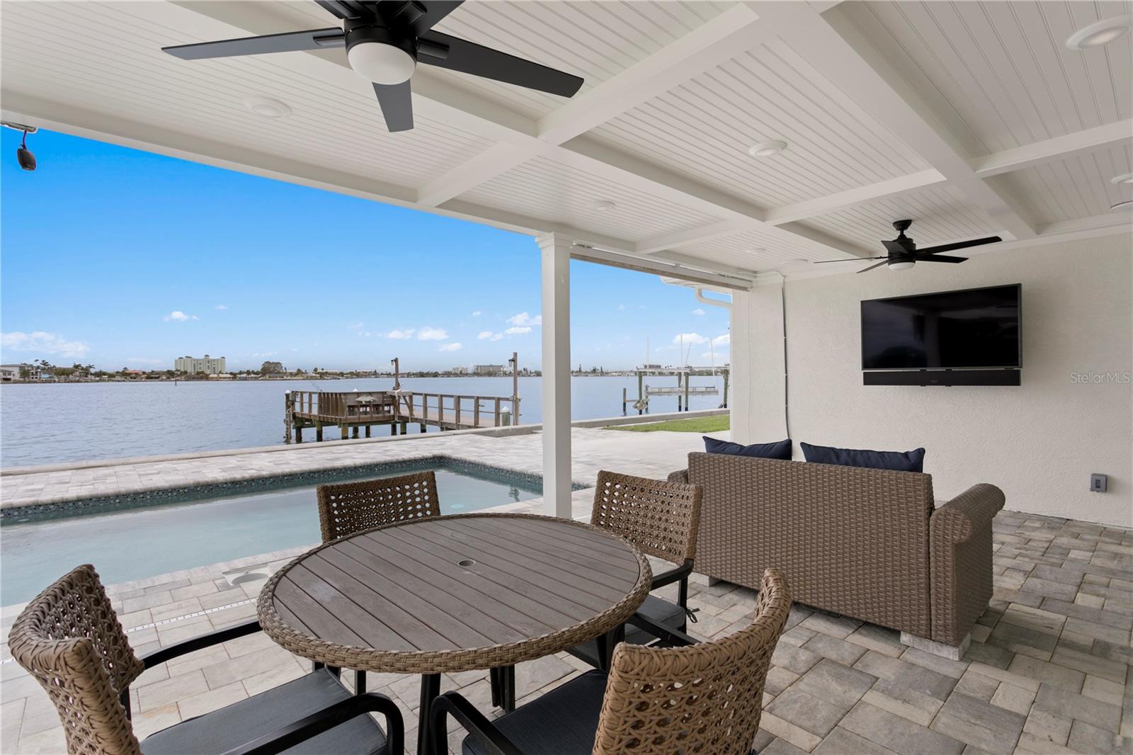 Image 43 of 52 For 7060 Shore Drive S