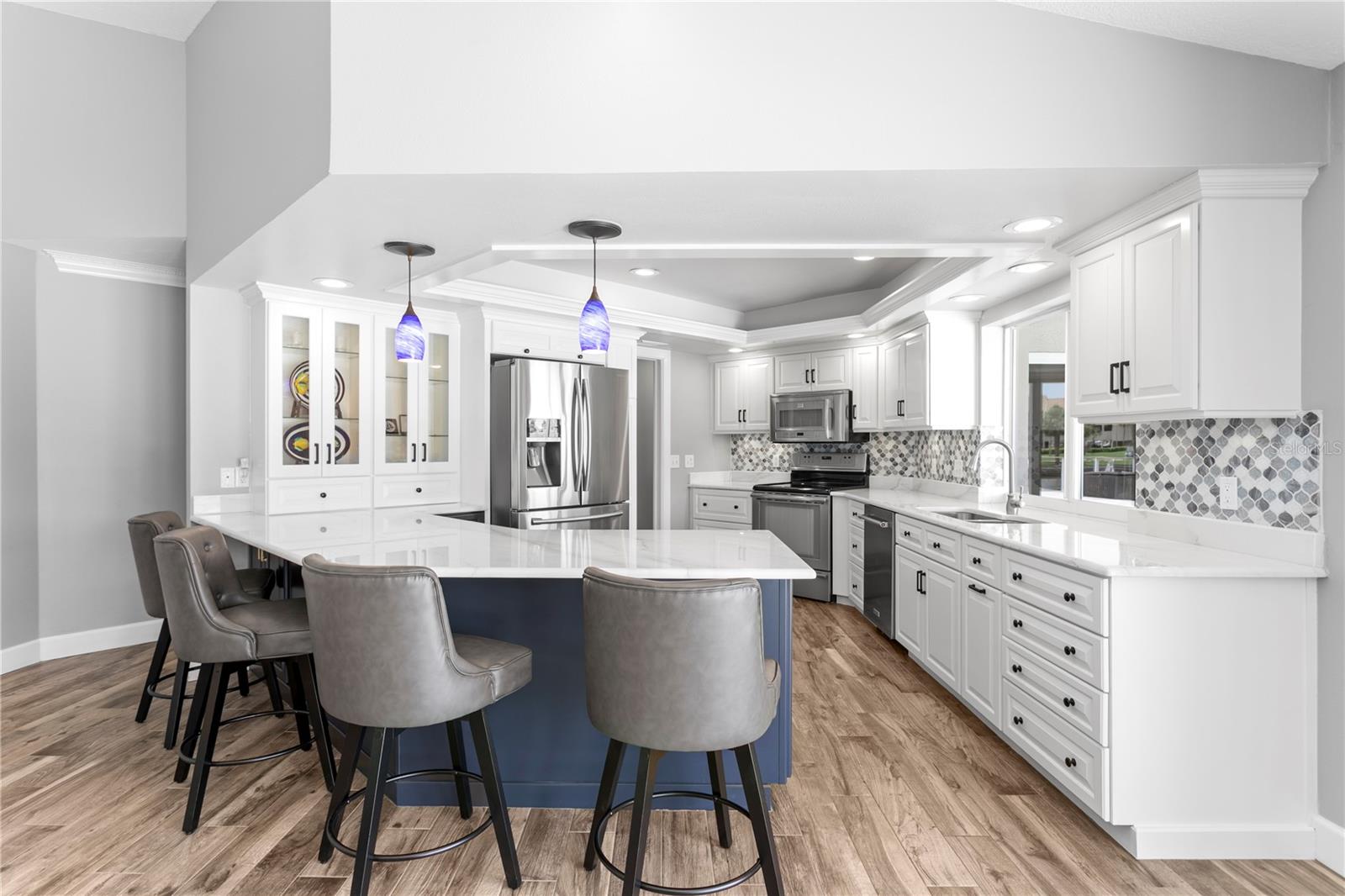 Image 10 of 83 For 2773 Seabreeze Drive S