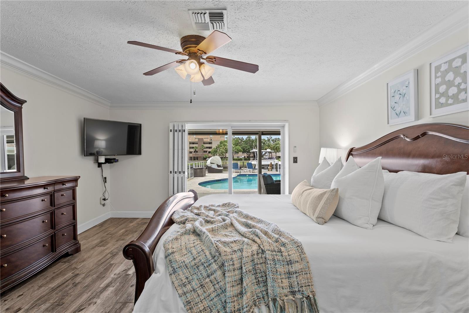 Image 24 of 83 For 2773 Seabreeze Drive S