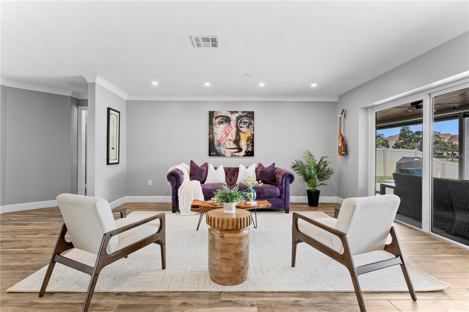 Image 3 of 83 For 2773 Seabreeze Drive S