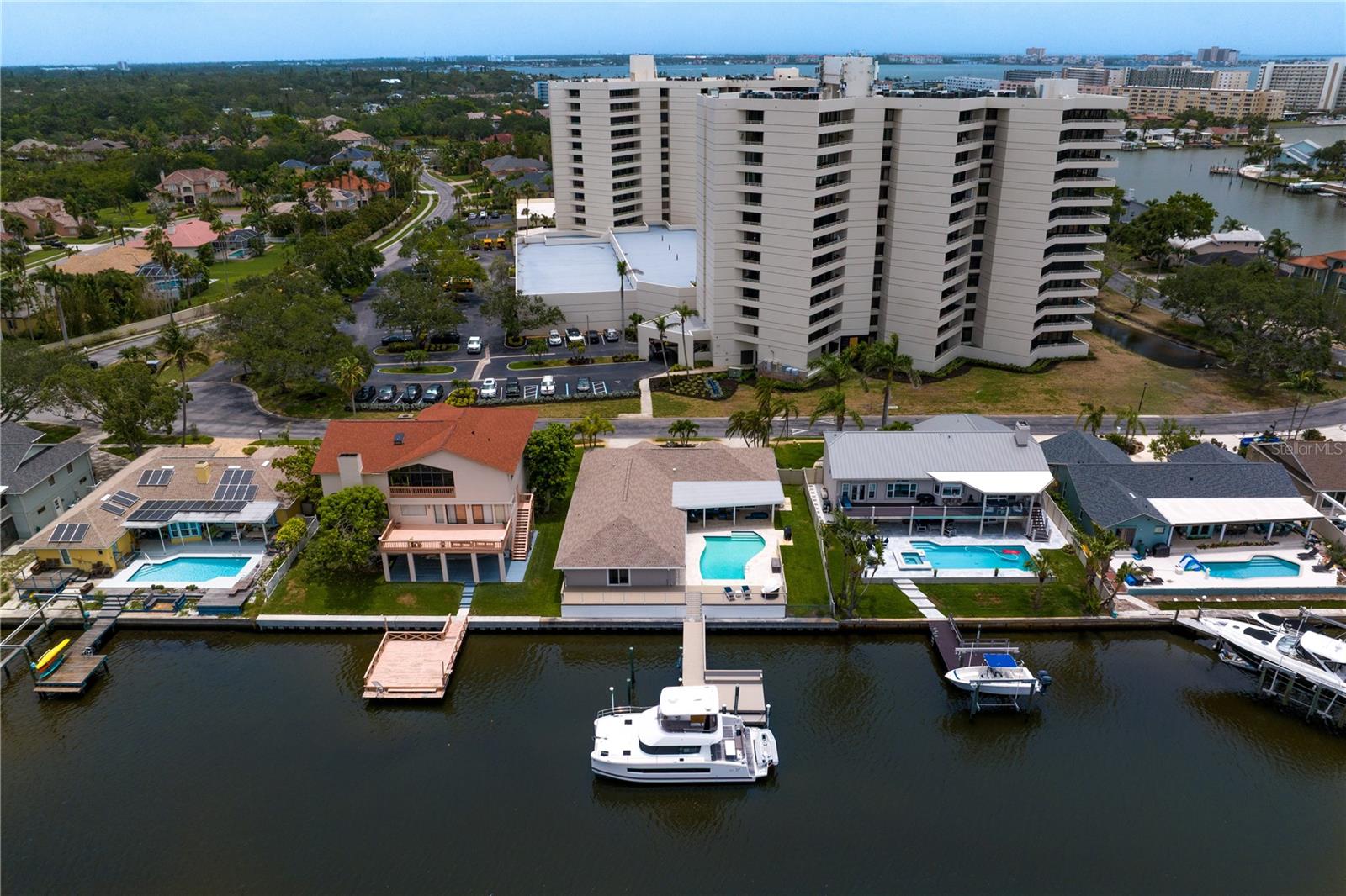 Image 59 of 83 For 2773 Seabreeze Drive S