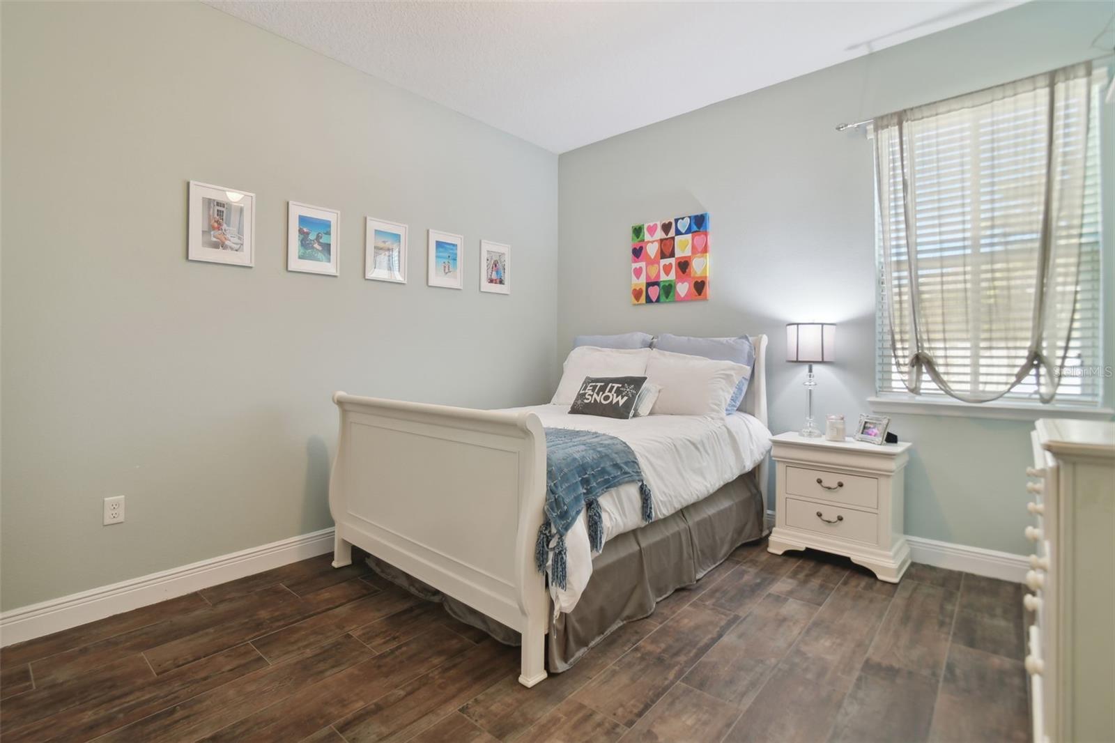 Listing photo id 29 for 1116 Hillandale Reserve Drive