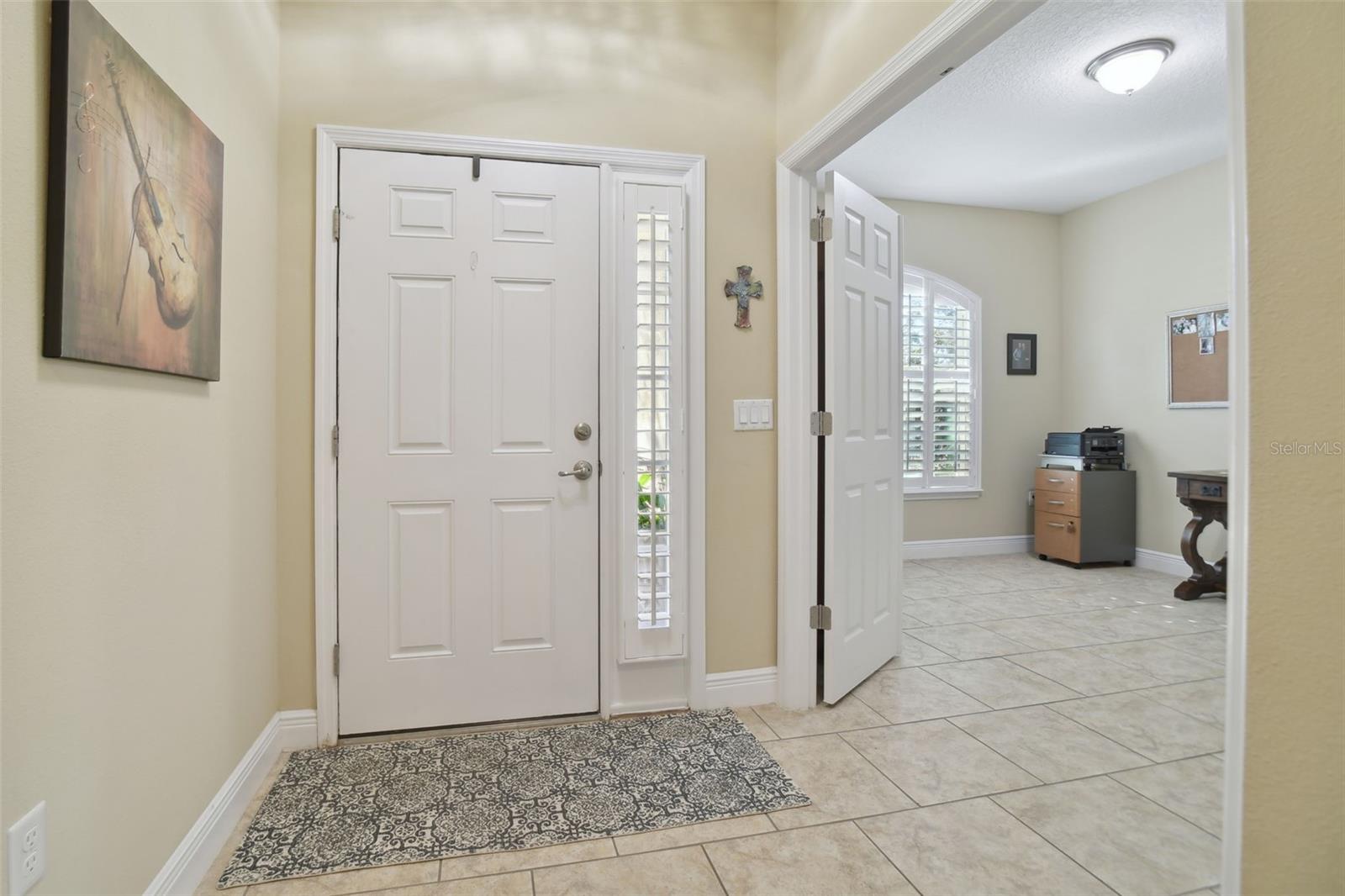 Listing photo id 2 for 1116 Hillandale Reserve Drive