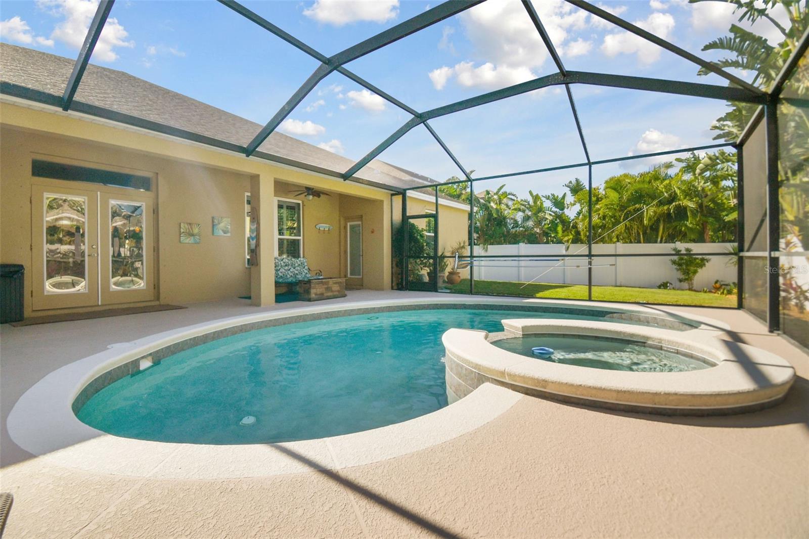 Listing photo id 39 for 1116 Hillandale Reserve Drive