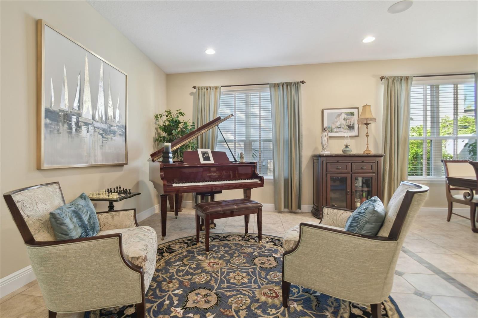 Listing photo id 6 for 1116 Hillandale Reserve Drive