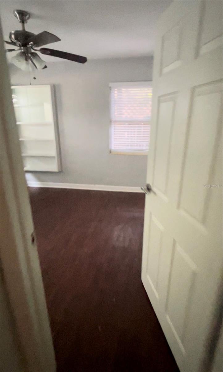 Image 5 of 9 For 807 Elm Street