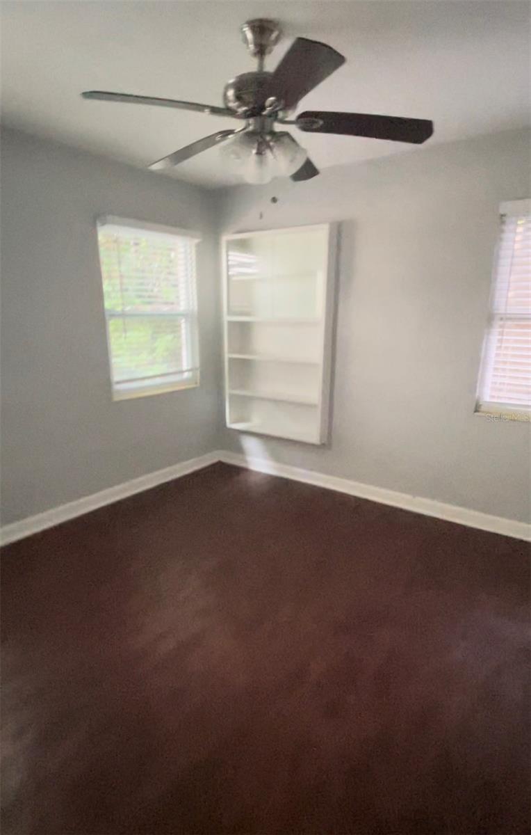 Image 6 of 9 For 807 Elm Street