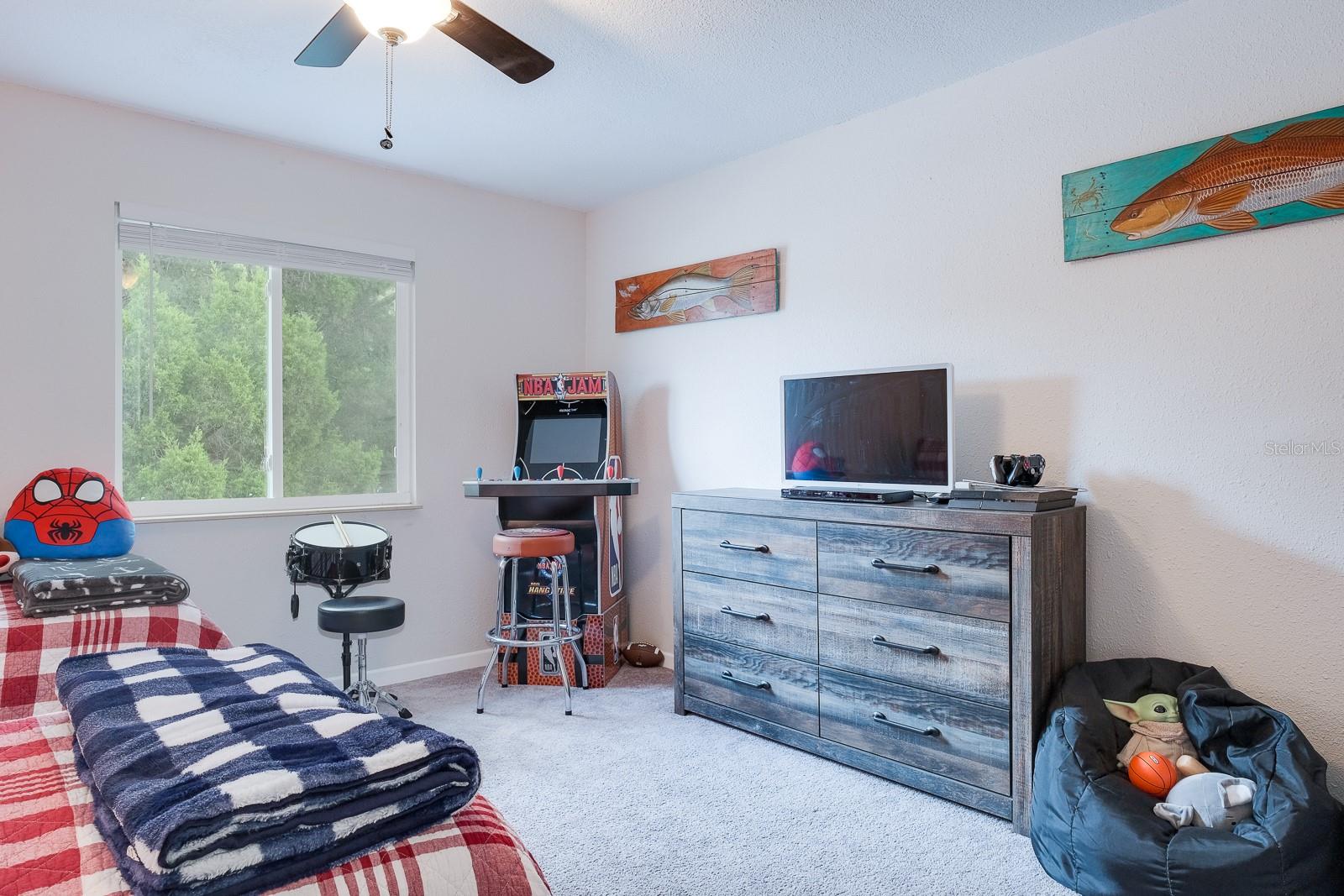 Image 14 of 28 For 4228 37th Avenue N