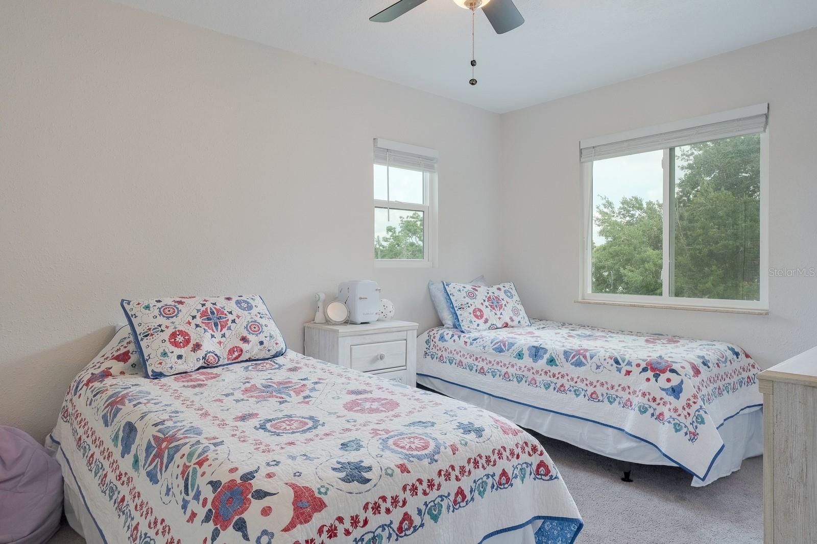 Image 17 of 28 For 4228 37th Avenue N