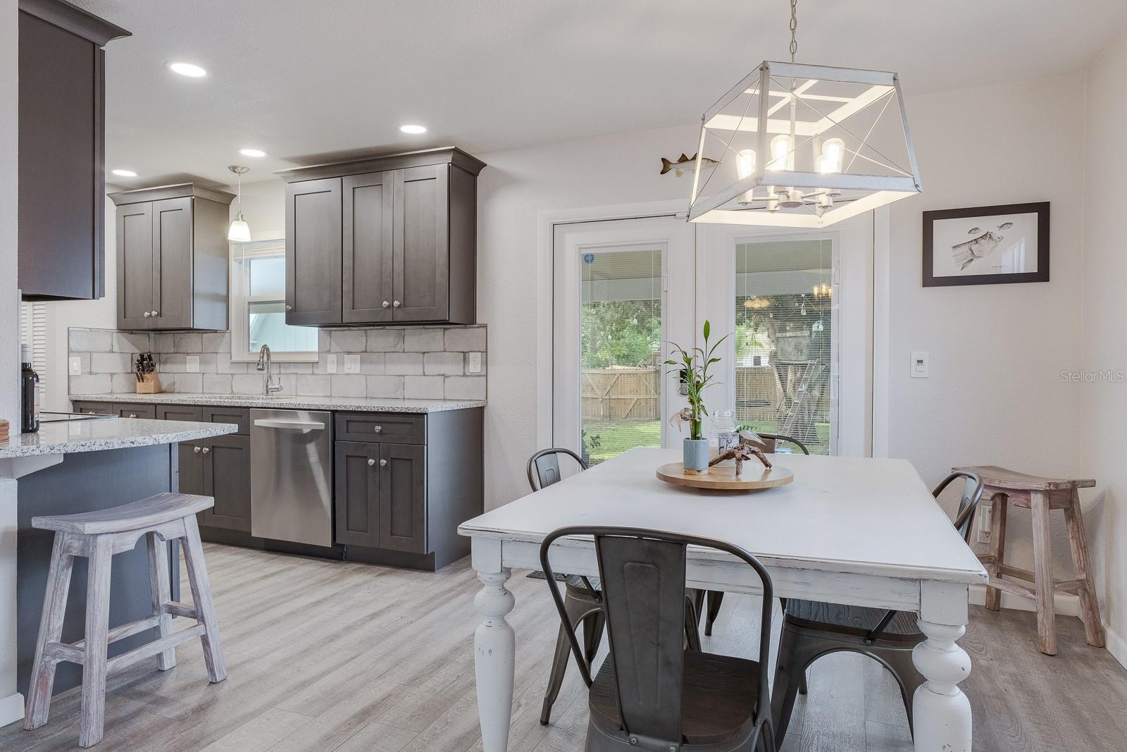 Image 19 of 28 For 4228 37th Avenue N