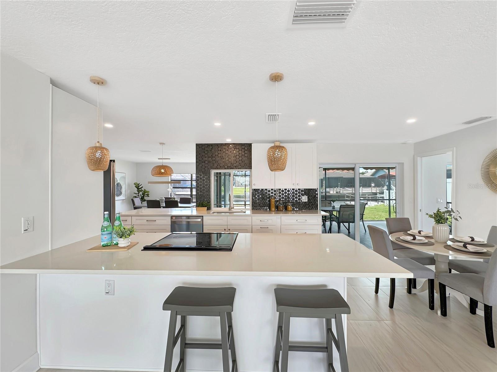 Image 10 of 43 For 9907 Island Harbor Drive