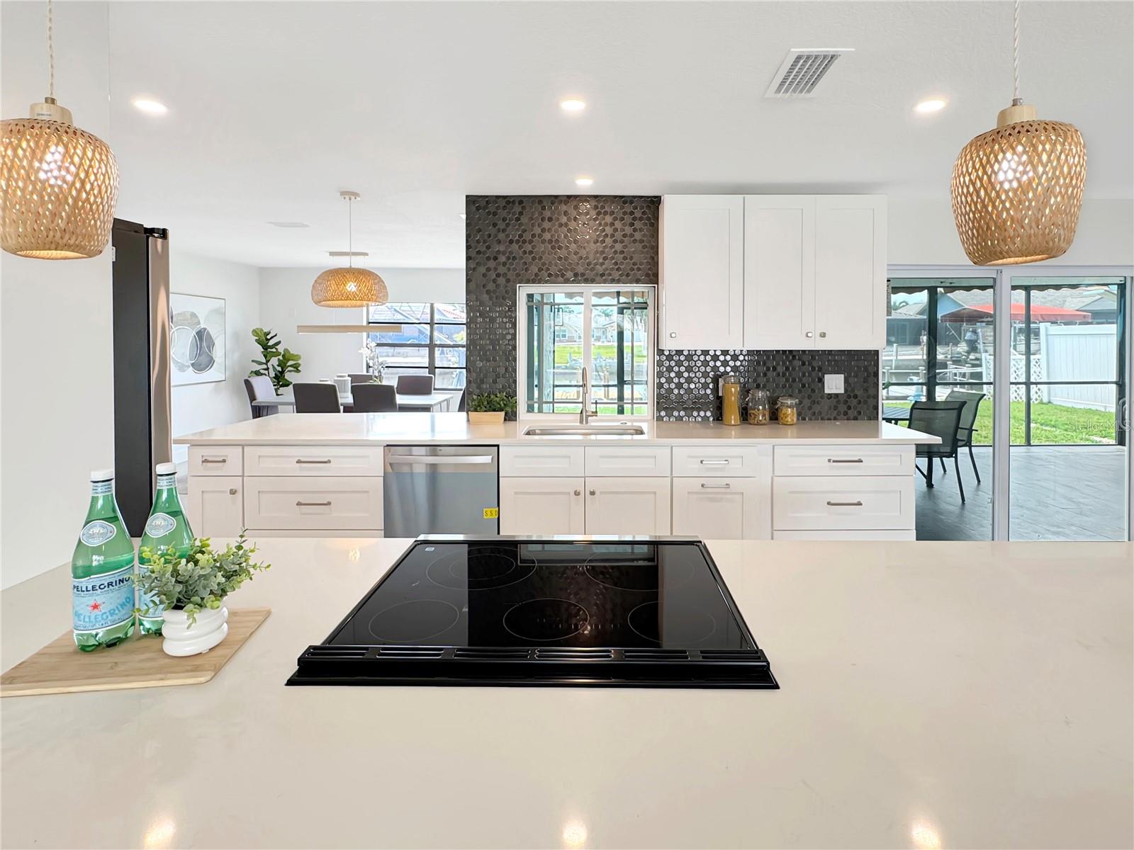 Image 11 of 43 For 9907 Island Harbor Drive